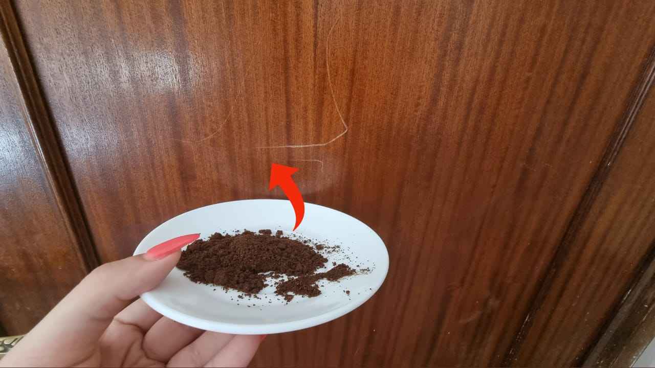 SCRATCHES ON WOODEN DOORS, HOW TO FIX THEM IN AN INSTANT: YOU WILL NEVER SEE THEM AGAIN
