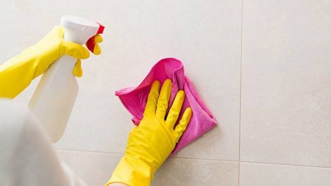The infallible trick to eliminate silicone mold in the bathroom