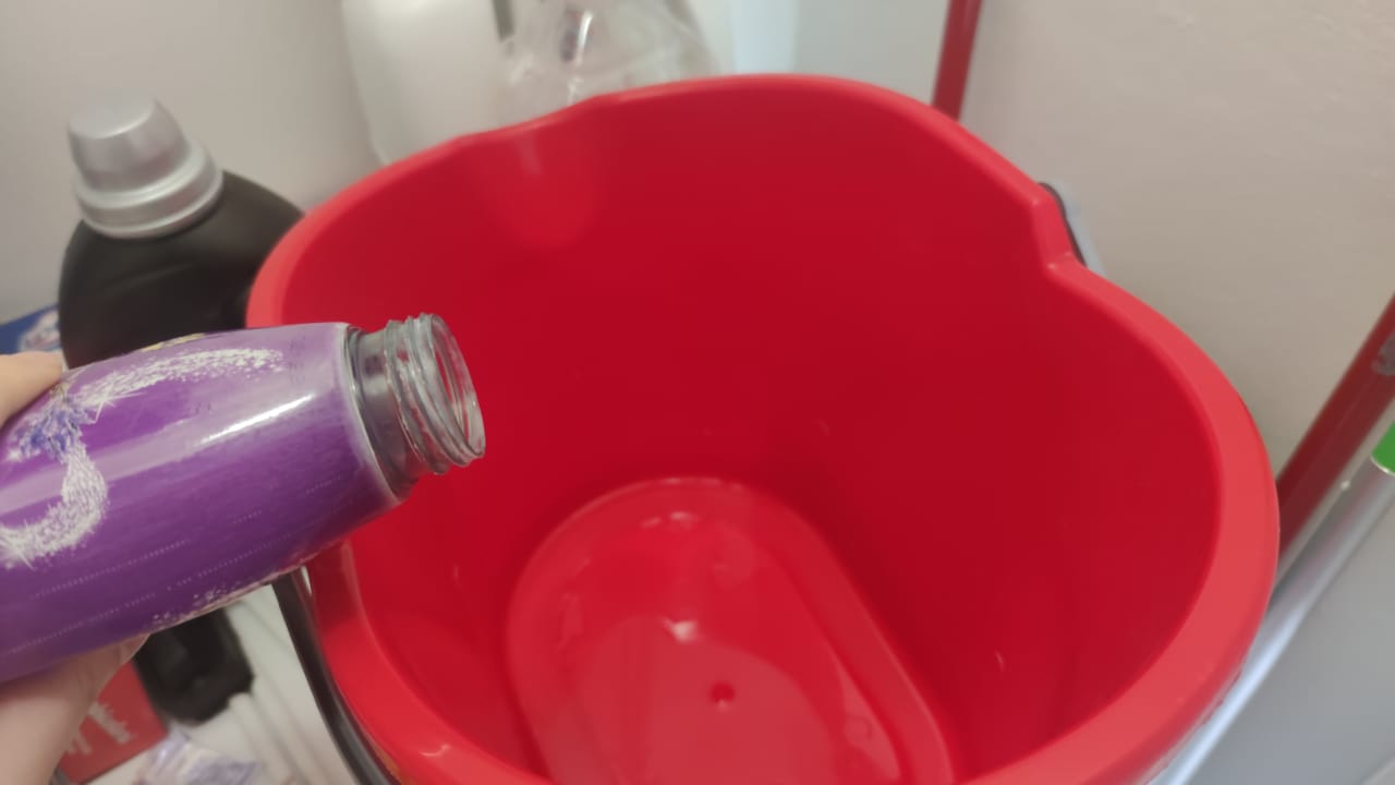 IF YOU WANT A VERY FRAGRANT FLOOR, USE THIS INGREDIENT: EVERYONE WILL SMELL IT