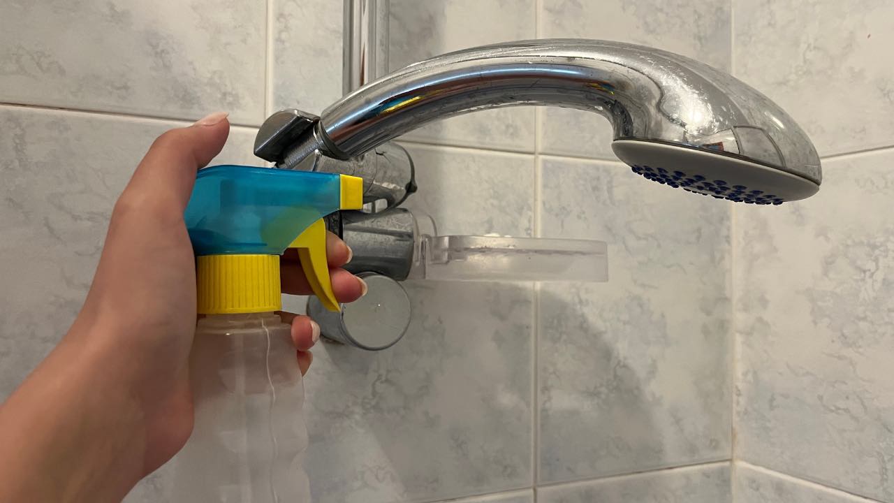 JUST KEEP SCRUBBING – IF YOU SPRAY THIS YOU’LL FORGET TO CLEAN