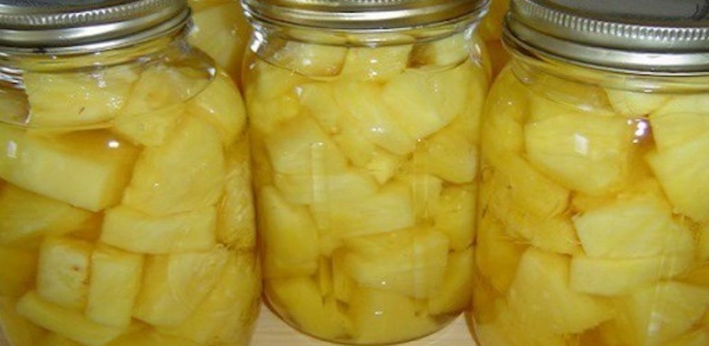 Pineapple water recipe will detoxify your body, reduce joint pain and help you lose weight