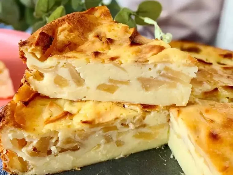 SIMPLE APPLE FLAN WITH YOGHURT