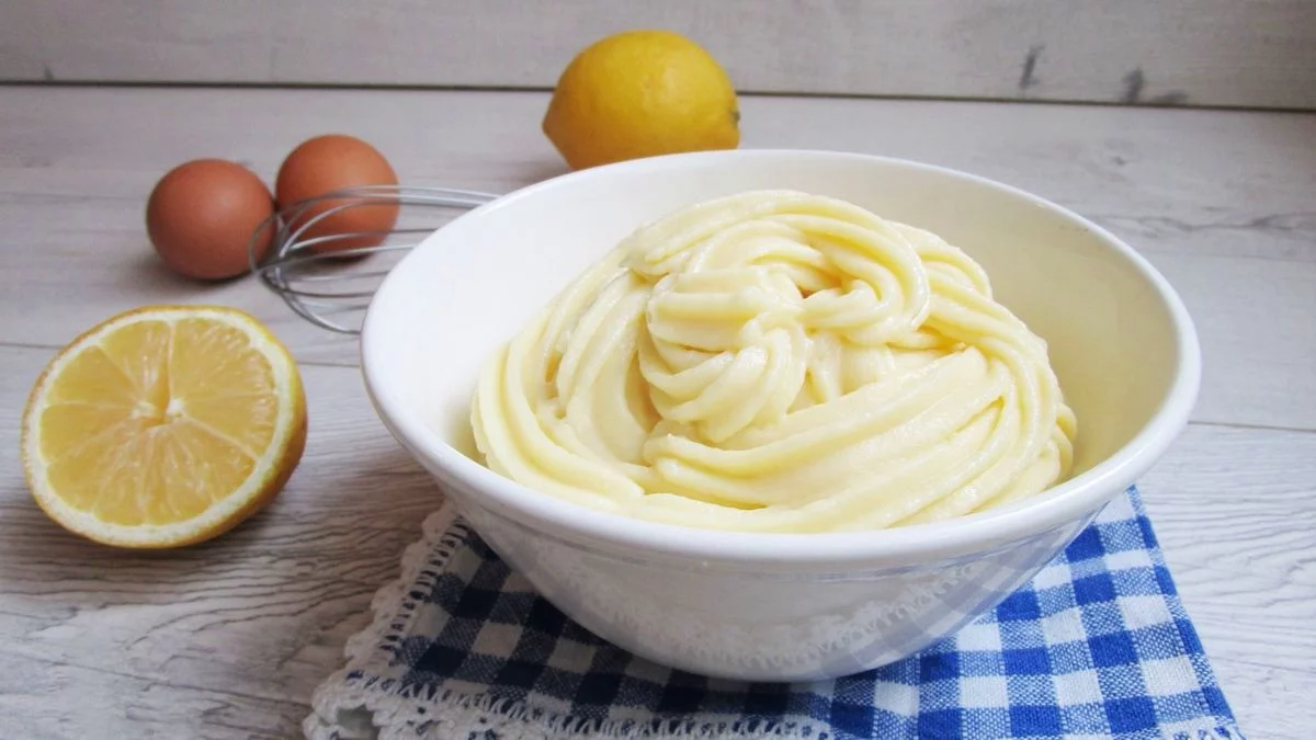 5-MINUTE PATISSERIE CREAM WITH LEMON
